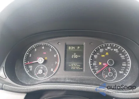 2012 Volkswagen Passat 2.5L S z USA, uszkodzony, nr VIN 1VWAP7A32CC041117